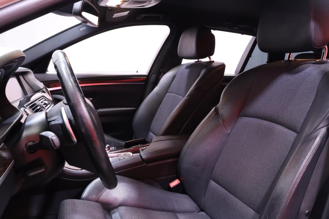 BMW 525 2011