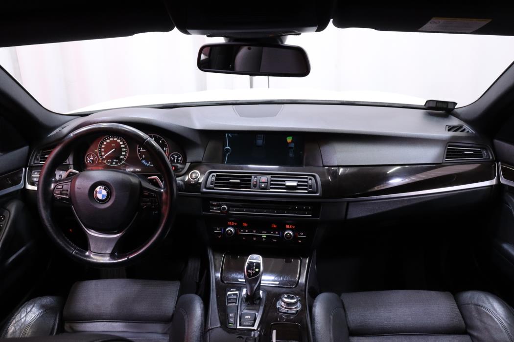 BMW 525 2011