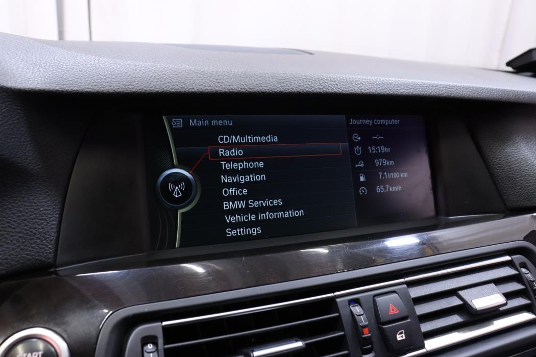 BMW 525 2011