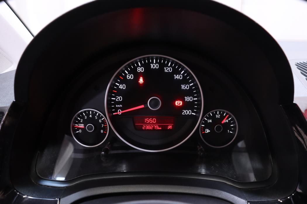 VOLKSWAGEN up! 2012