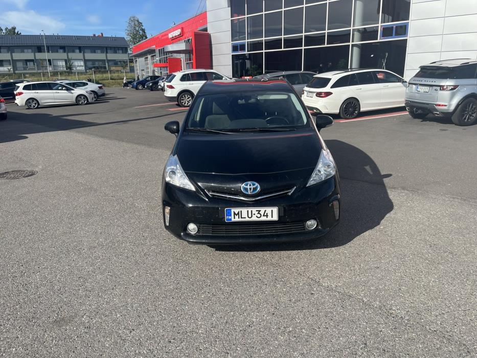 TOYOTA Prius+ 2014