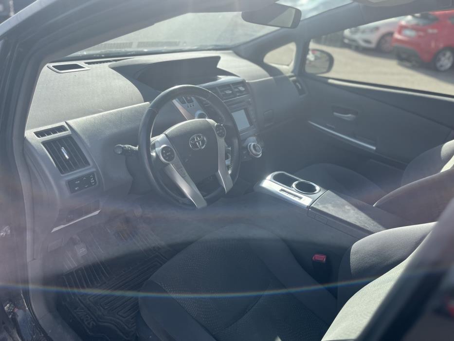 TOYOTA Prius+ 2014