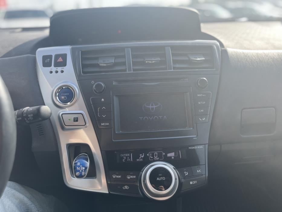 TOYOTA Prius+ 2014