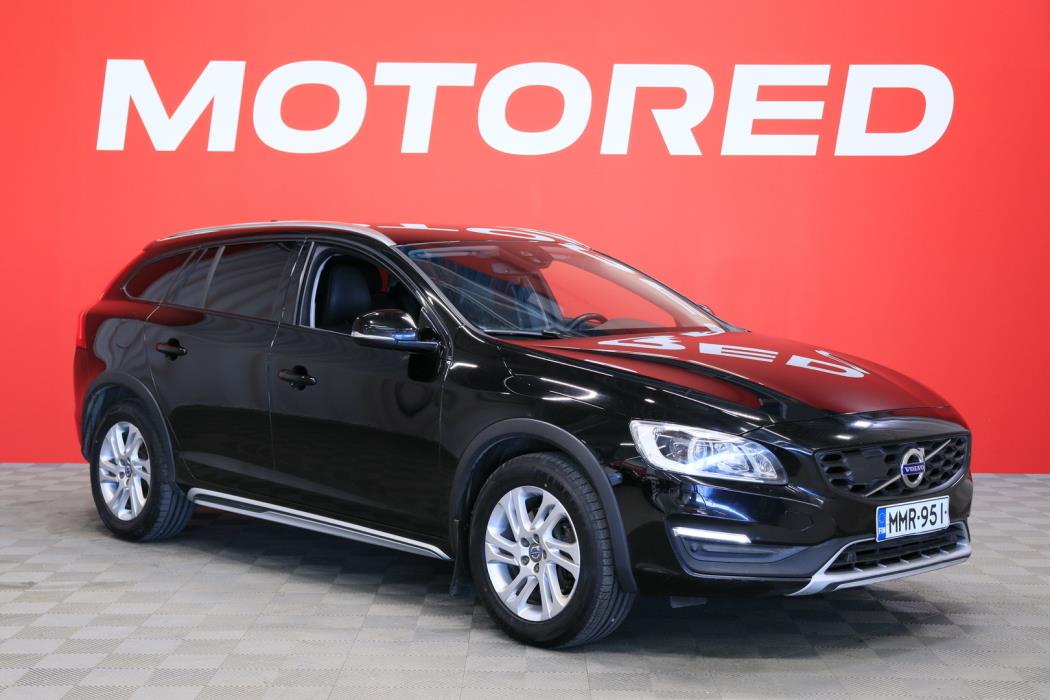 VOLVO V60 Cross Country 2016