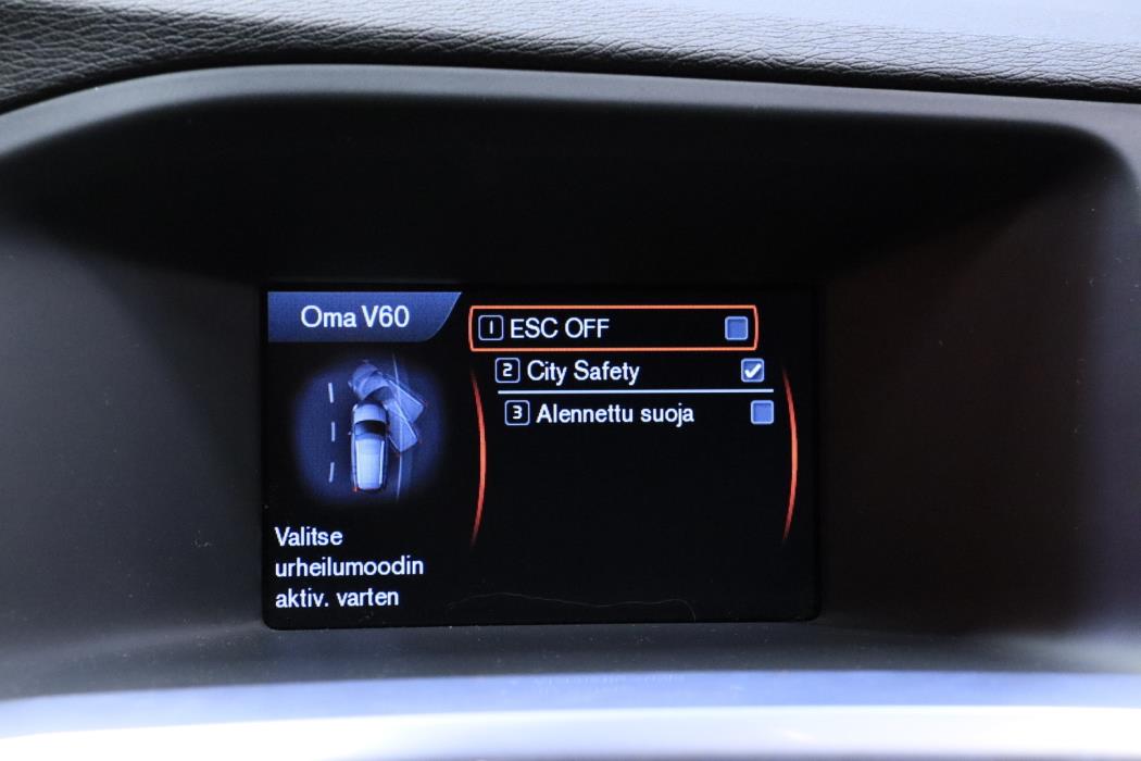 VOLVO V60 Cross Country 2016