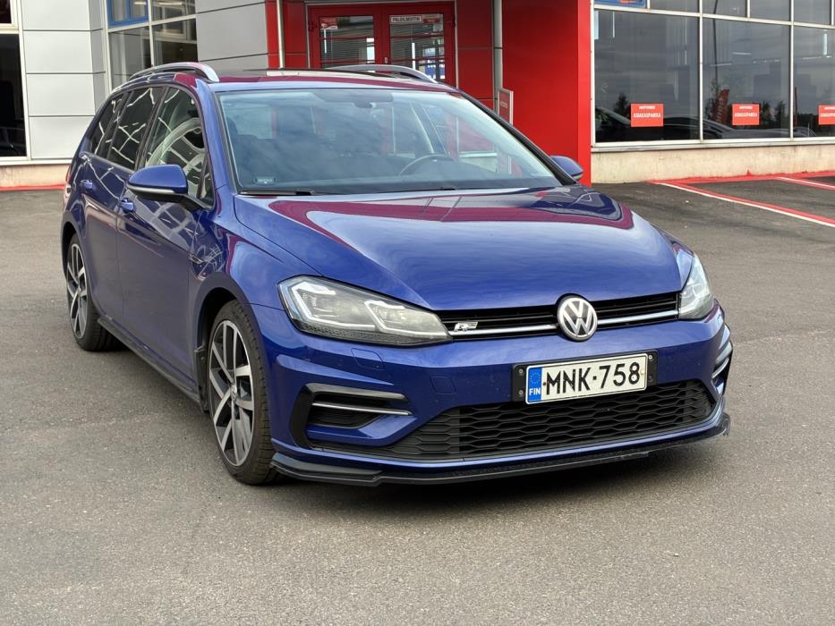 VOLKSWAGEN Golf 2018