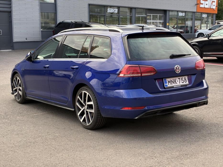 VOLKSWAGEN Golf 2018