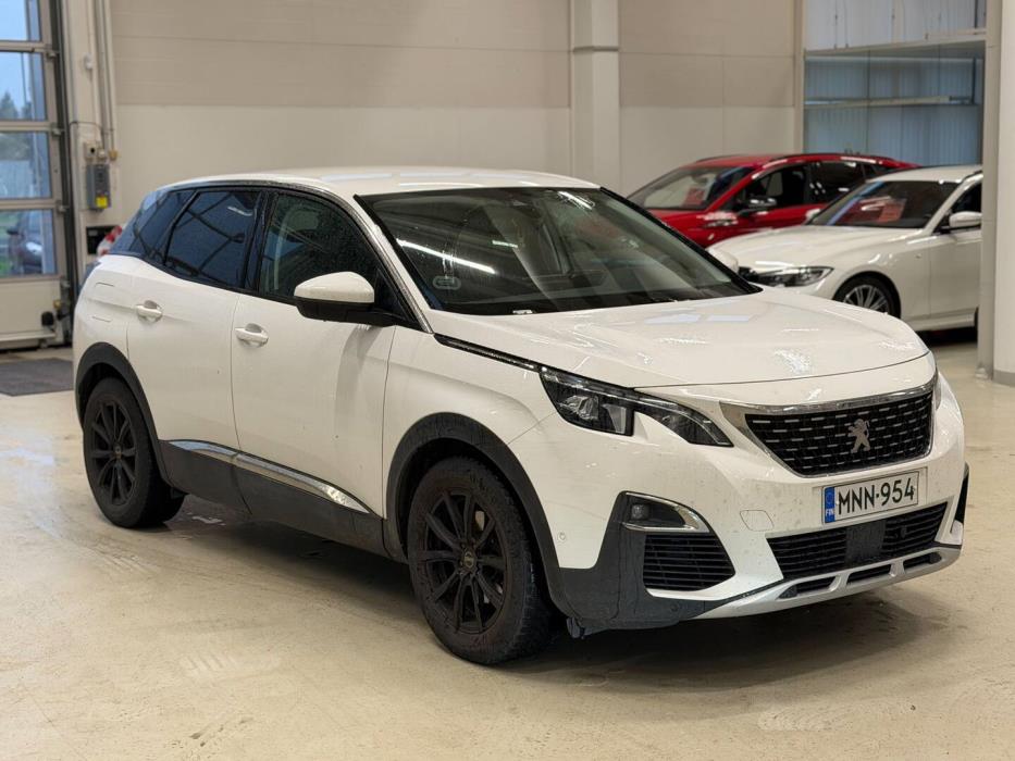 PEUGEOT 3008 2018