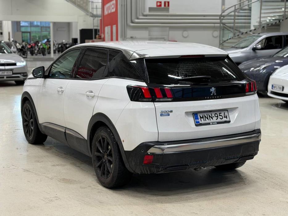 PEUGEOT 3008 2018