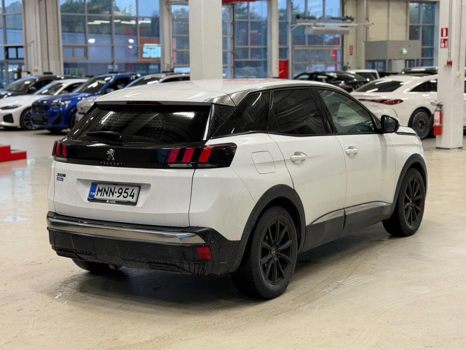 PEUGEOT 3008 2018