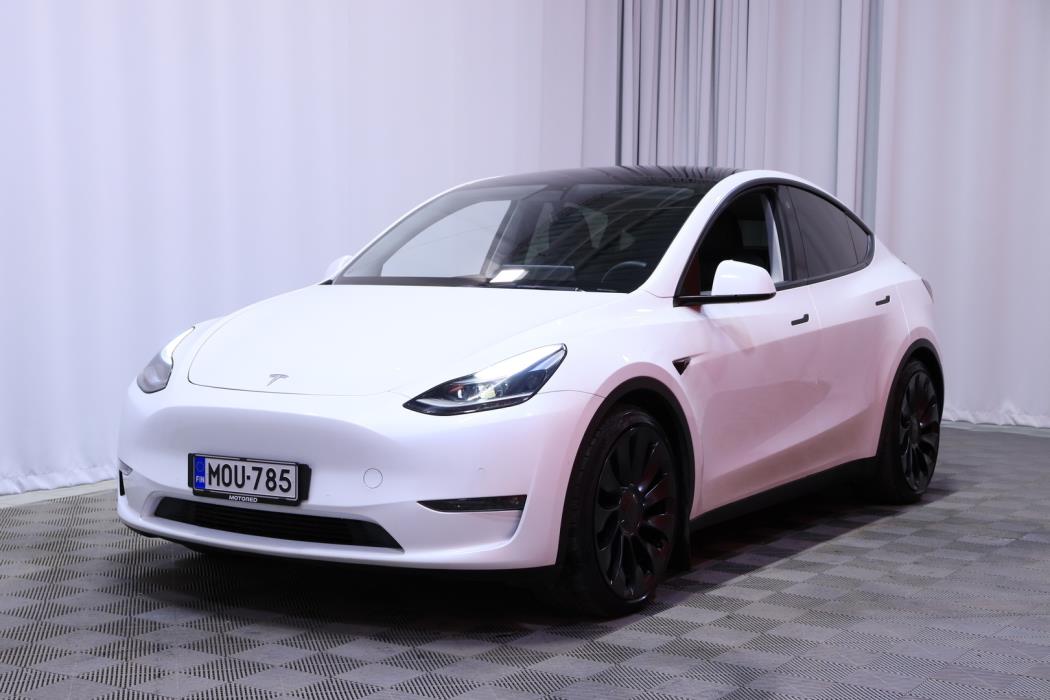 TESLA Model Y 2022