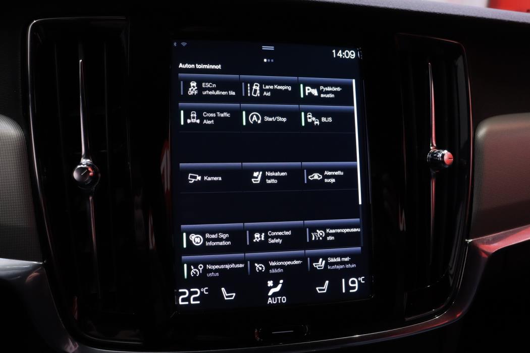 VOLVO V90 Cross Country 2021