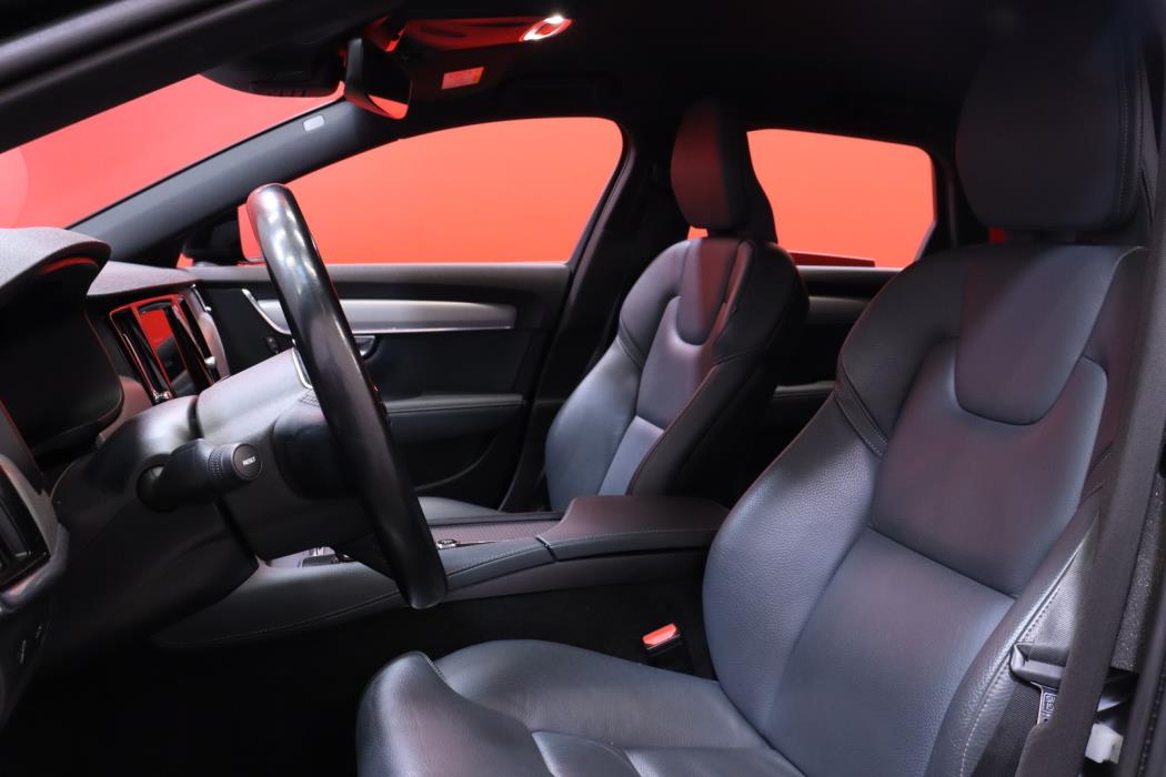 VOLVO V90 Cross Country 2021