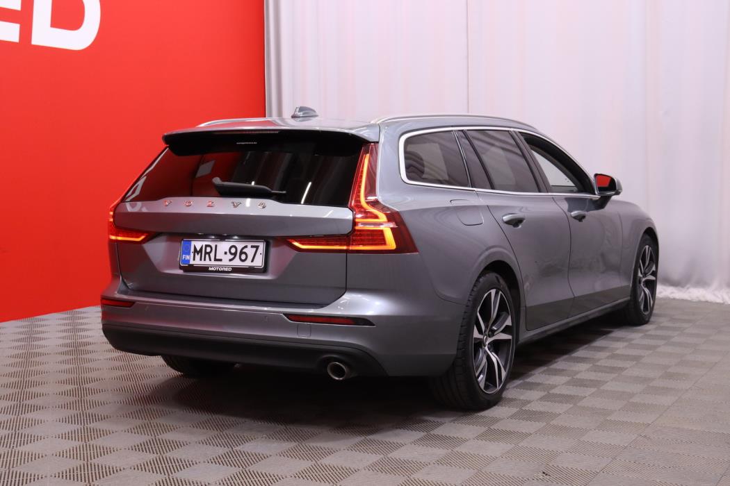 VOLVO V60 2019