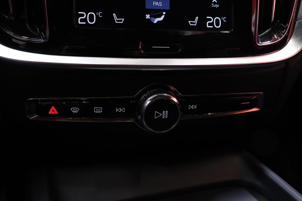 VOLVO V60 2019
