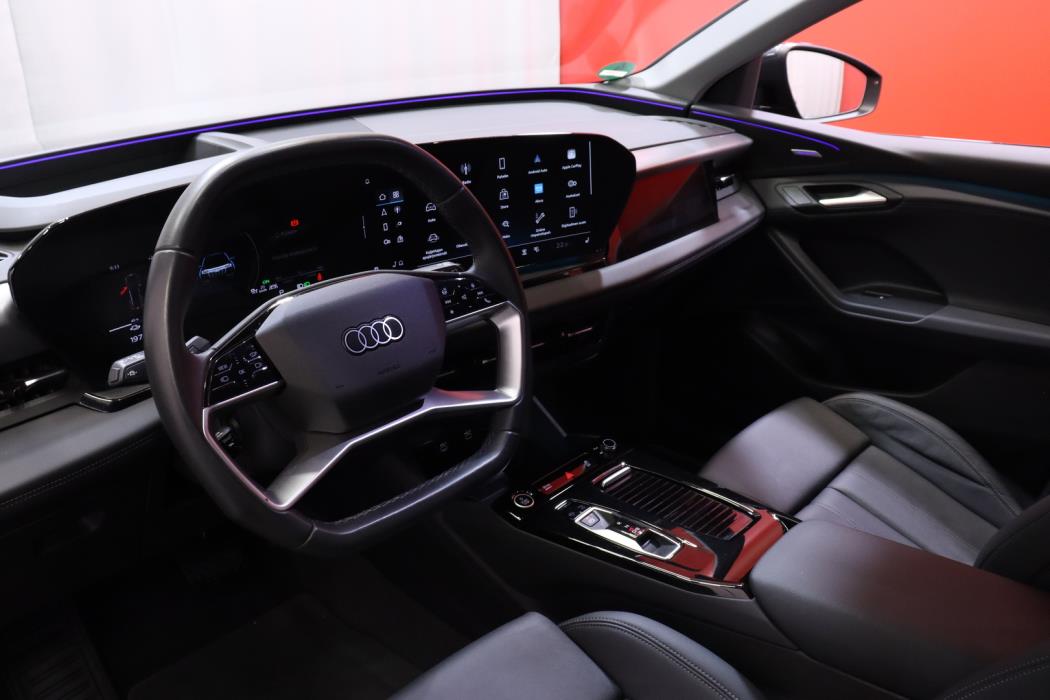 AUDI Q6 e-tron 2025