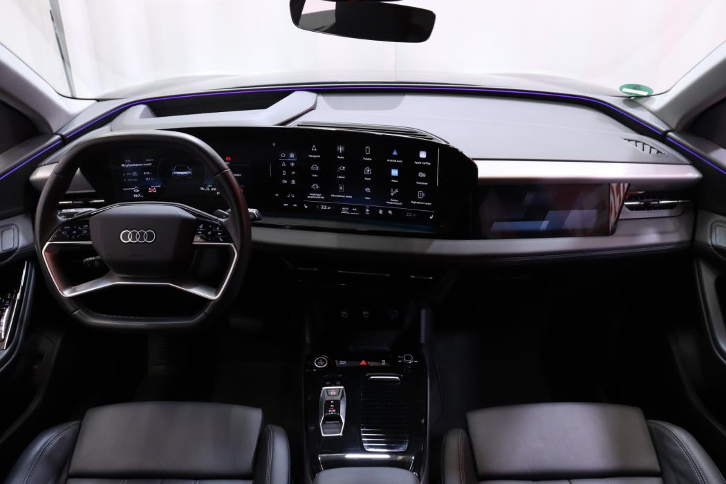 AUDI Q6 e-tron 2025