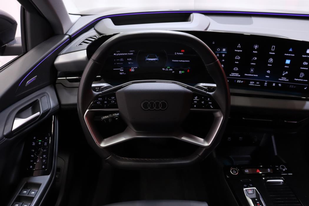 AUDI Q6 e-tron 2025