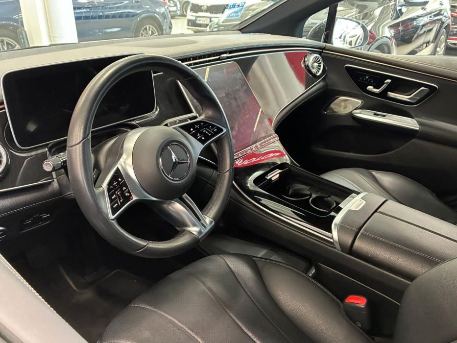 MERCEDES-BENZ EQE 2023