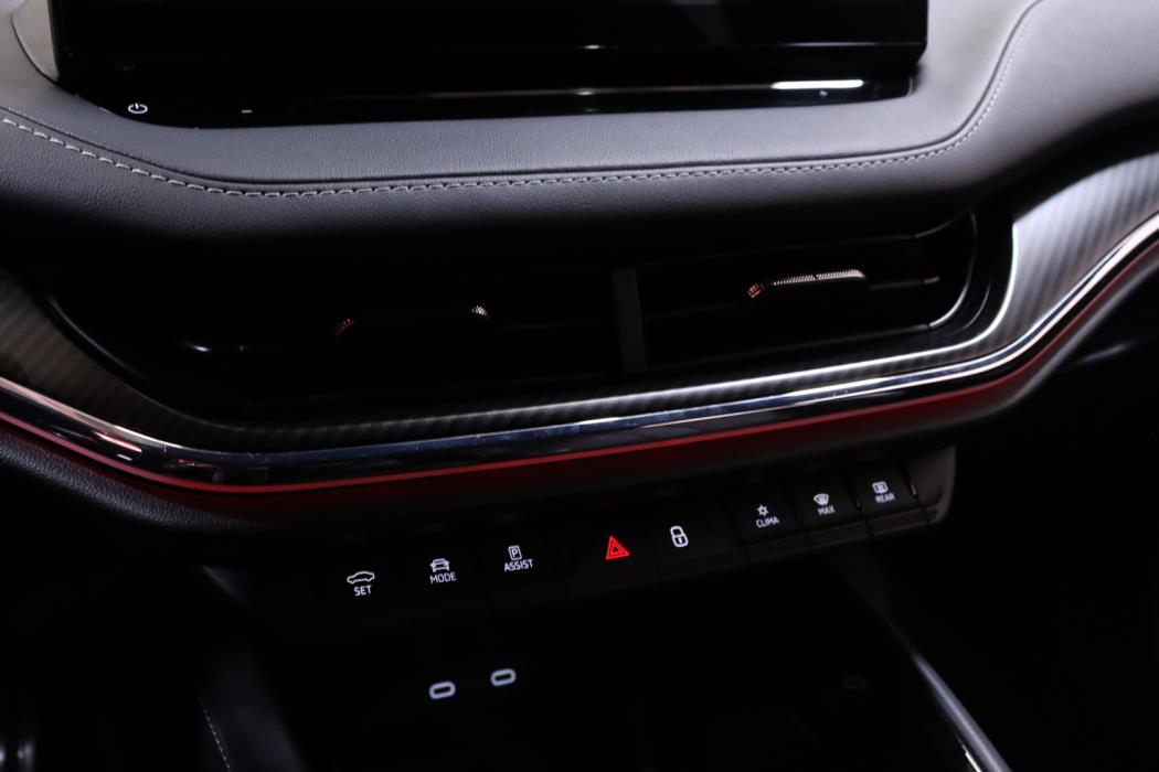 SKODA Enyaq 2023