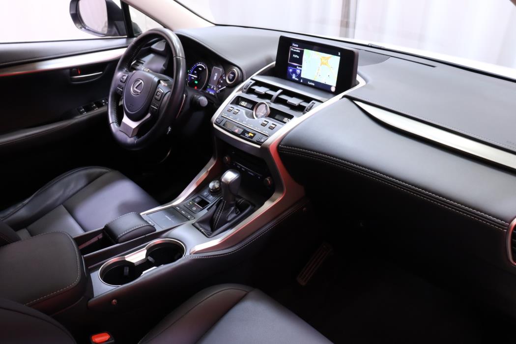 LEXUS NX 2021