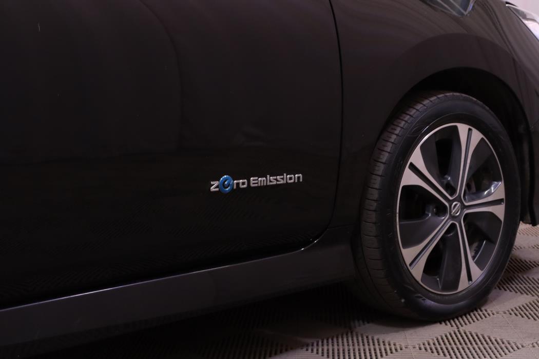 NISSAN Leaf 2018