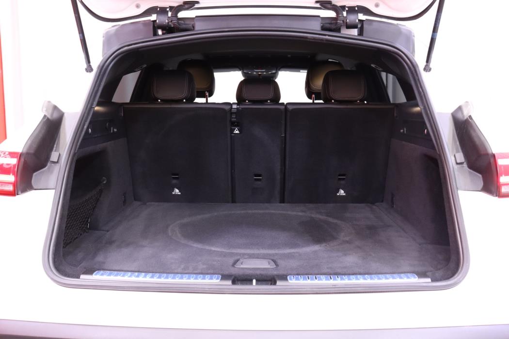 MERCEDES-BENZ EQC 2022