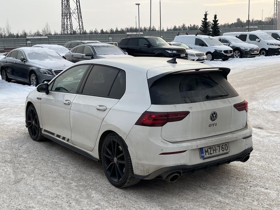 VOLKSWAGEN Golf 2022