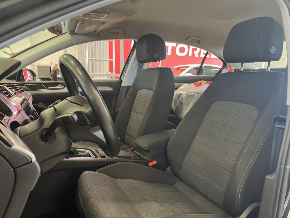 VOLKSWAGEN Passat 2020