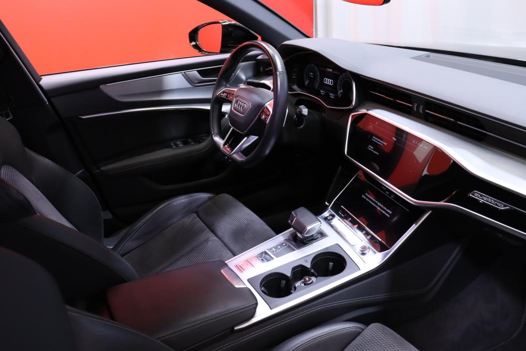 AUDI A6 2021