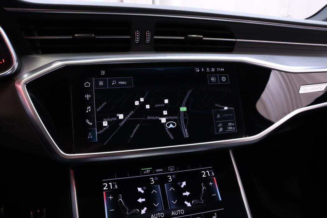 AUDI A6 2021