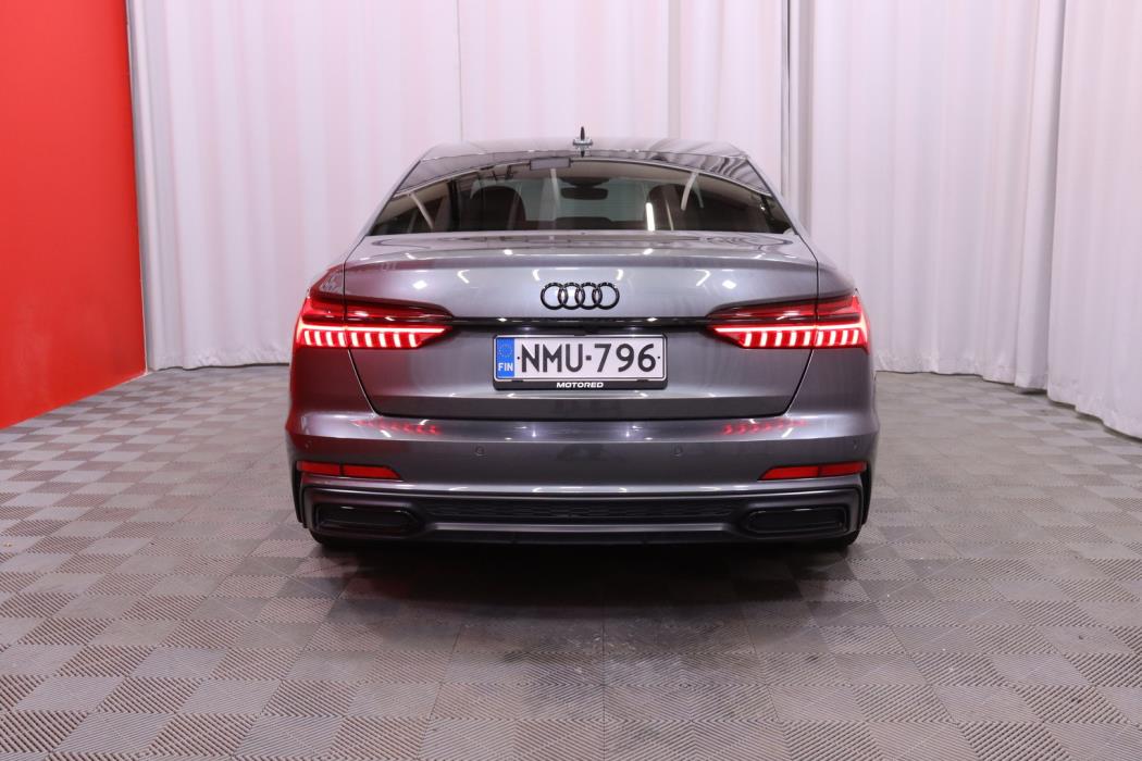 AUDI A6 2021