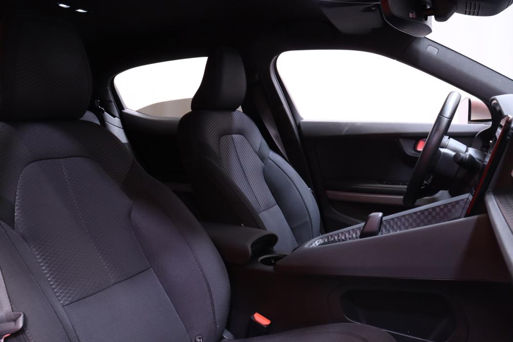 POLESTAR 2 2023