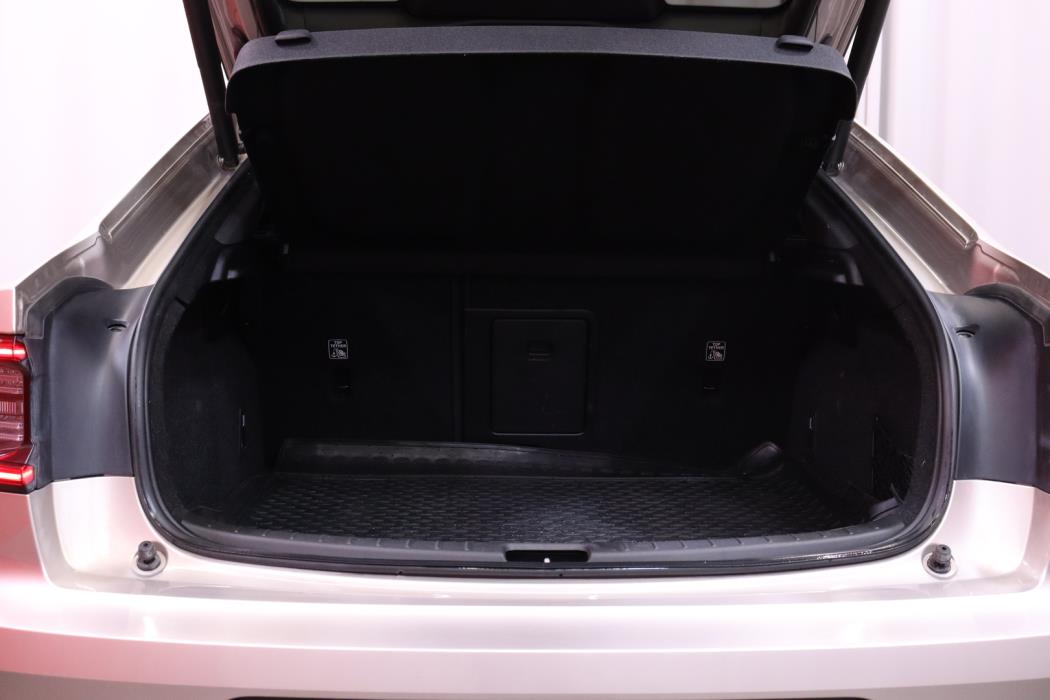 POLESTAR 2 2023