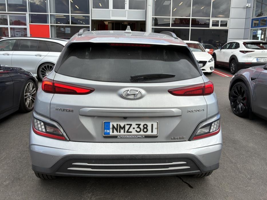 HYUNDAI KONA 2023