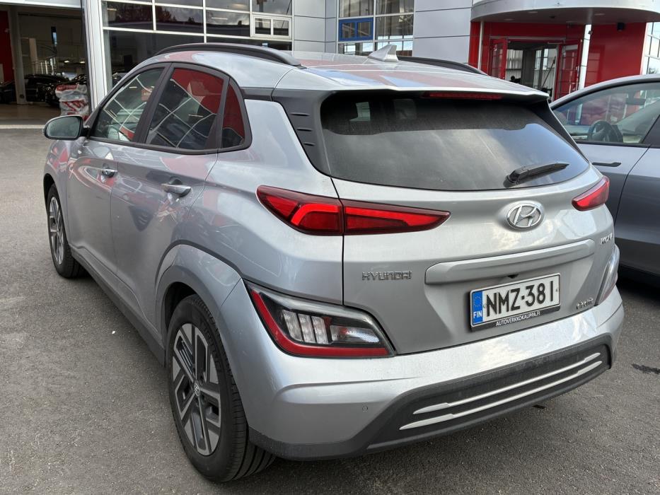 HYUNDAI KONA 2023
