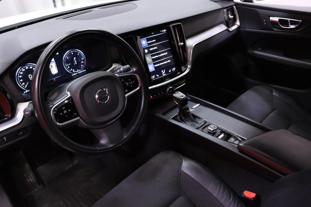 VOLVO V60 Cross Country 2019