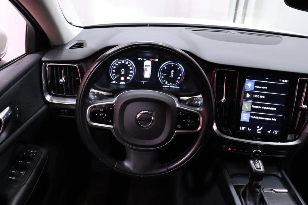 VOLVO V60 Cross Country 2019