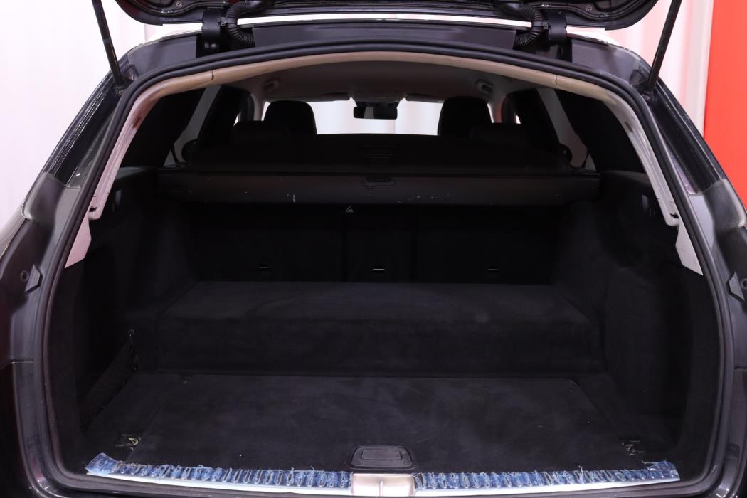 MERCEDES-BENZ E 2021