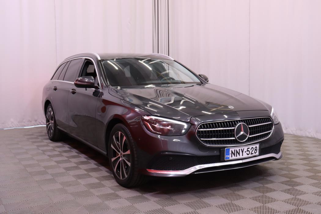 MERCEDES-BENZ E 2021