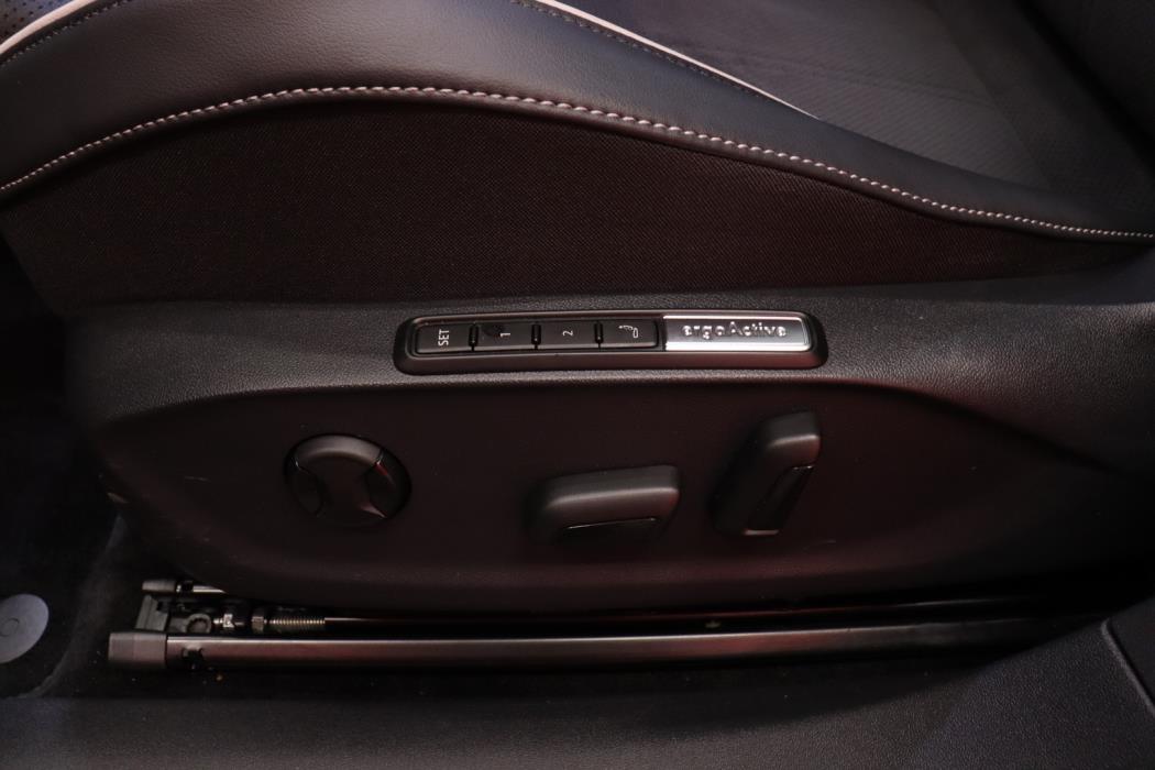 VOLKSWAGEN ID.7 2025
