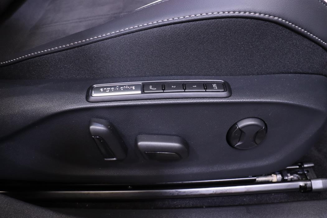 VOLKSWAGEN ID.7 2025