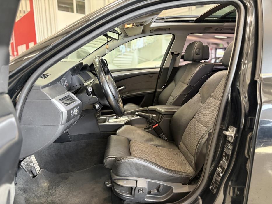 BMW 520 2009