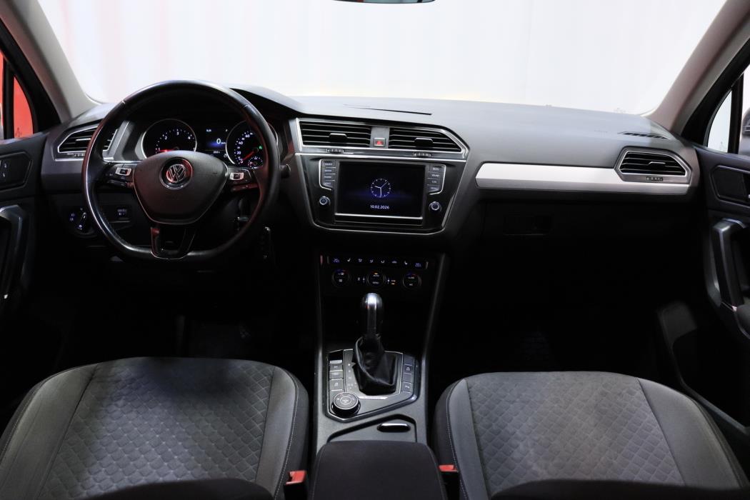 VOLKSWAGEN Tiguan 2016