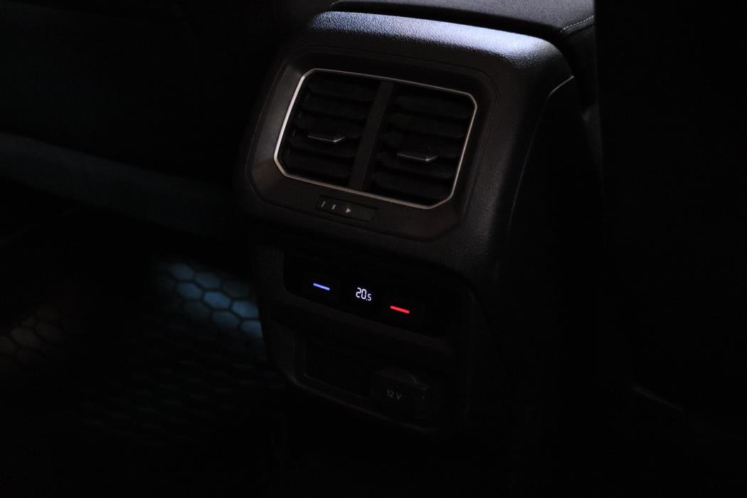 VOLKSWAGEN Tiguan 2016