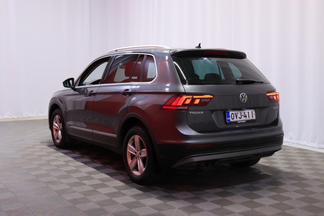 VOLKSWAGEN Tiguan 2016
