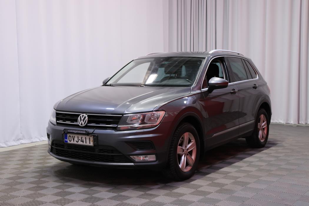 VOLKSWAGEN Tiguan 2016