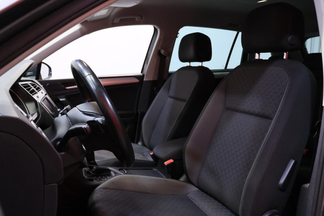 VOLKSWAGEN Tiguan 2016