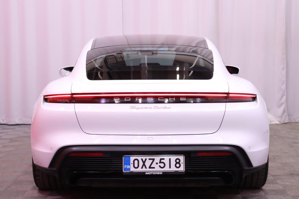 PORSCHE Taycan 2020