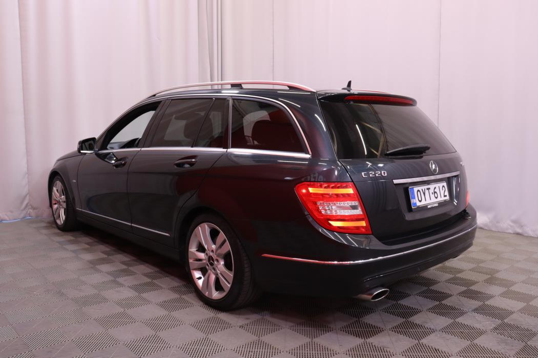 MERCEDES-BENZ C 2011